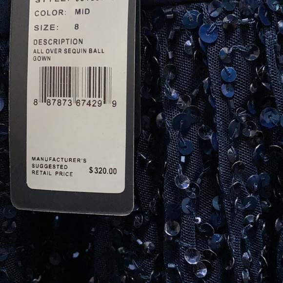 Adrianna Papell sheer three quarter sleeve dress - Picture 3 of 3